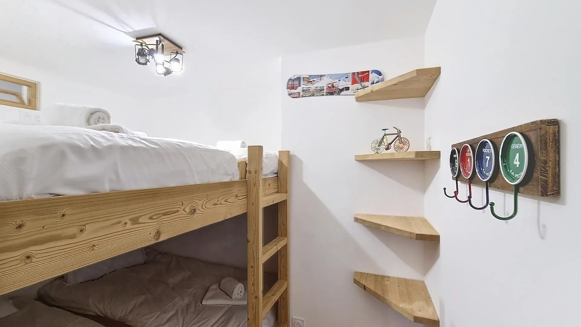 Apartment Cardena- Appartement- 8Pers- Proche Centre Les Gets