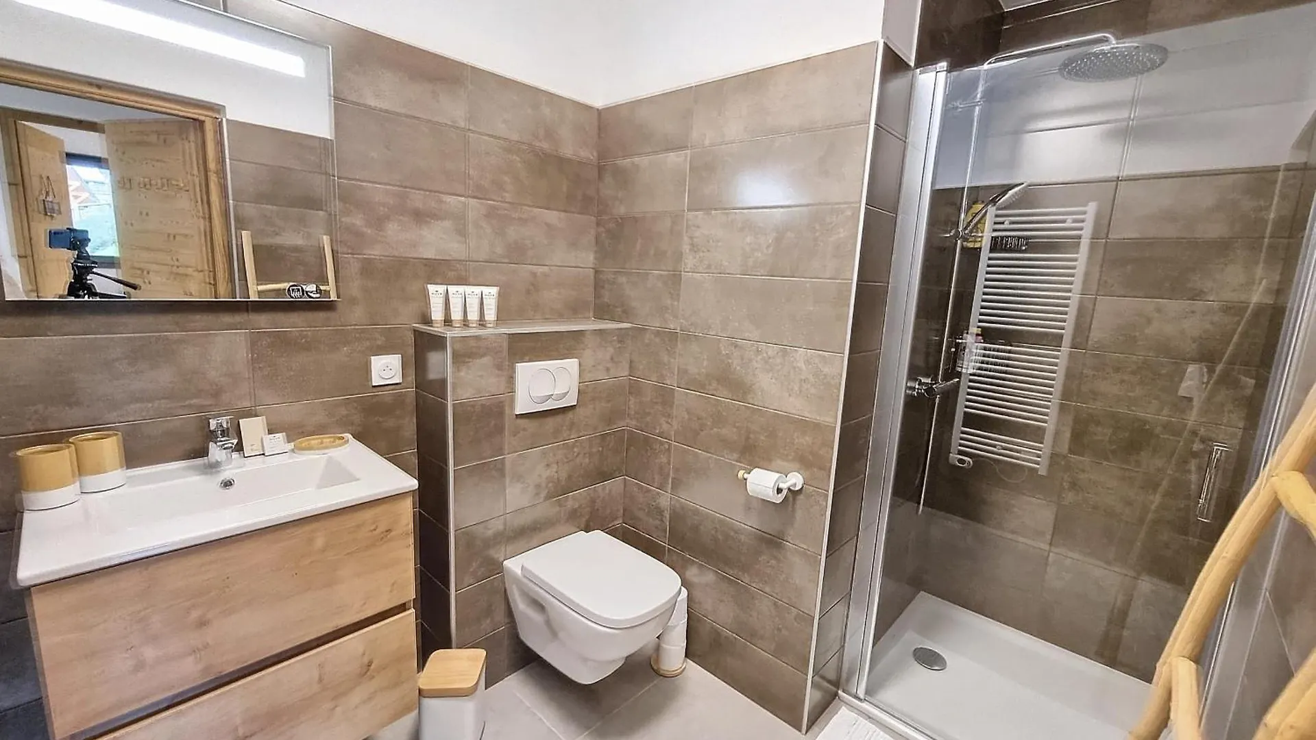 Cardena- Appartement- 8Pers- Proche Centre Les Gets Apartment